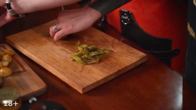 Великий салат с колбасками рецепт смотреть онлайн