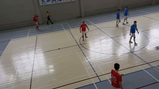 бенфика нн балтийский лизинг 1 тайм смотреть онлайн