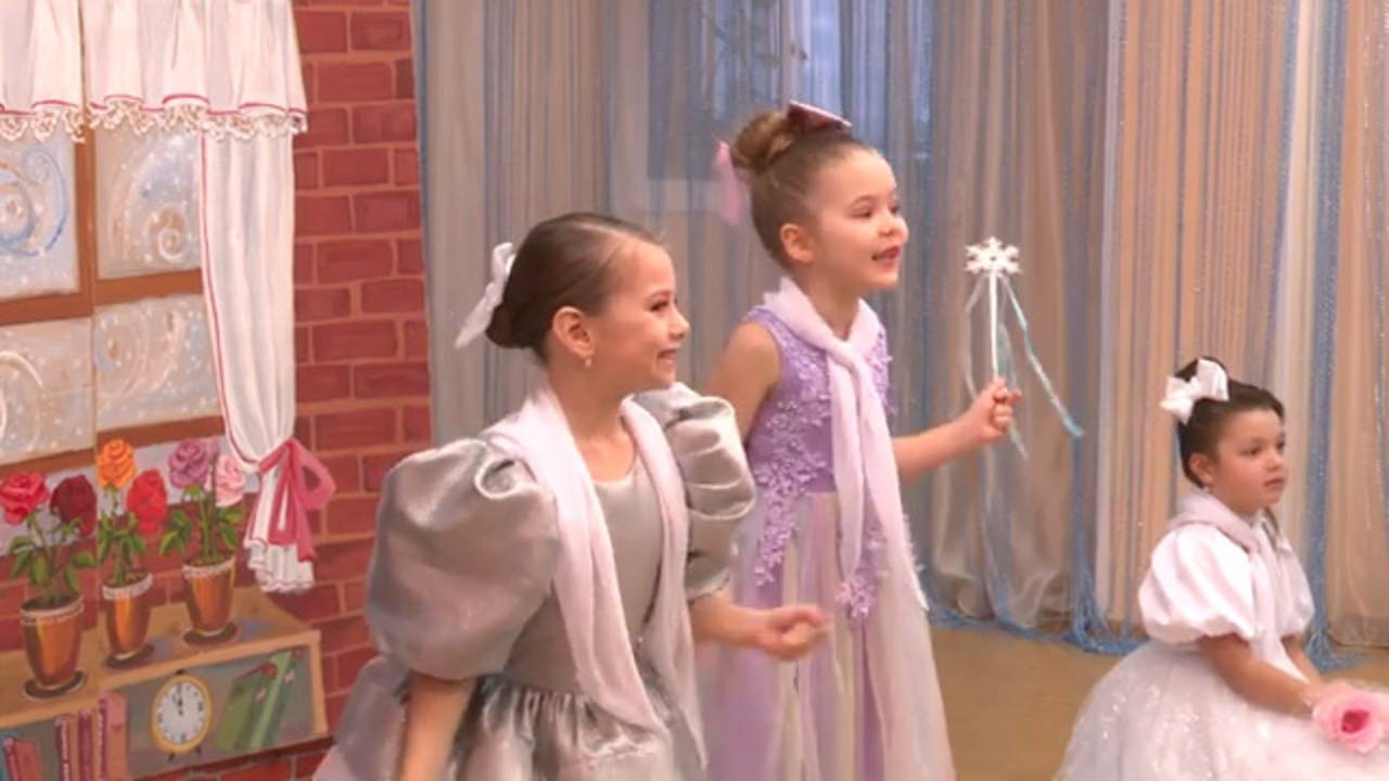 Дошколята Реутова показали спектакль «Снежная королева» 28.12.2024 смотреть онлайн