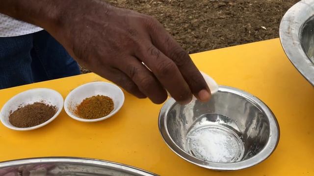 Cooking The world's Biggest Egg - Ostrich Scrambled Eggs with Vegetables - Ostrich Egg Podimas смотреть онлайн