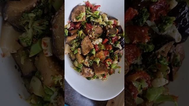 Brinjal, Cauli and Broccoli Salad with Sundried tomatoes #keto #food #recipe #ketodiet #foodie #eat смотреть онлайн