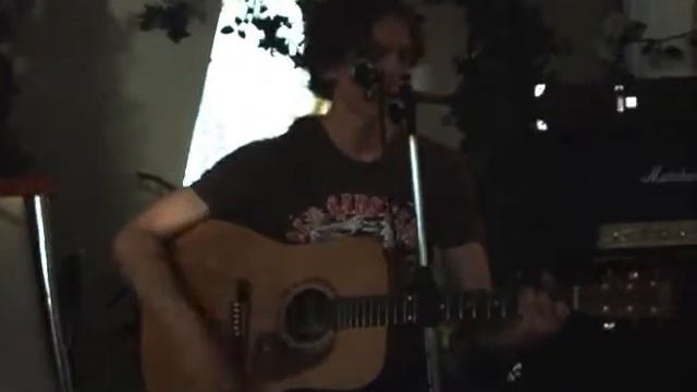 Денис Гашков (гр. Премьера!) - В середине октября (live) смотреть онлайн