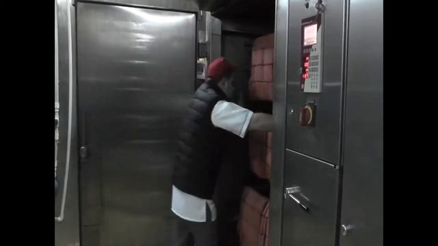 Kral Dana halal sosiskalar: yeni dad, halalıq və yüksək keyfiyyət... смотреть онлайн