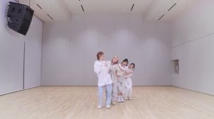 ILLIT "Tick-Tack" Dance Practice Mirrored
