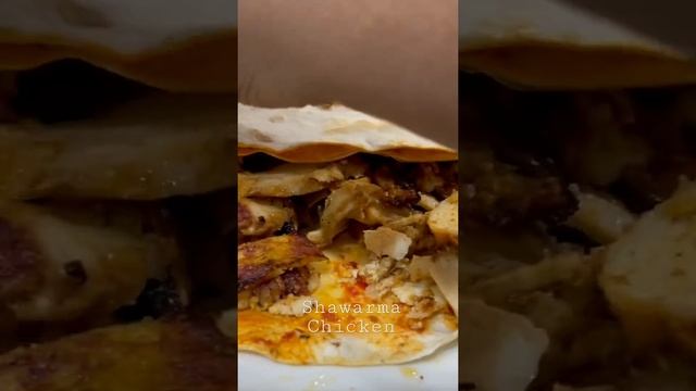 Shawarma Chicken Plate with Turkish Bread 🥯 #shorts #foodie #food #foodlover смотреть онлайн