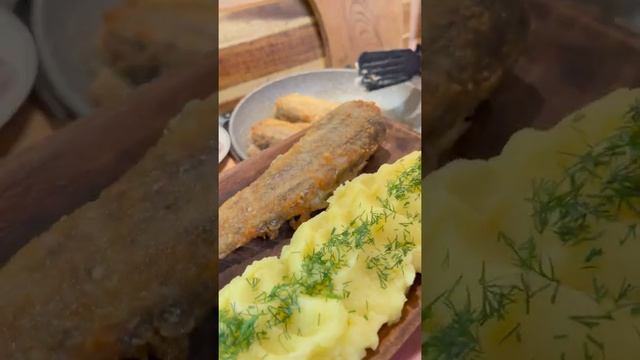 Жареный минтай. #Shorts смотреть онлайн