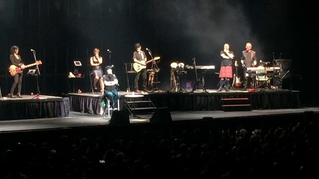 Joaquín Sabina - Mi familia смотреть онлайн