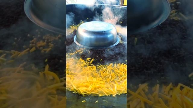 Wedding Big Pilaf | Food challenge In UZBEKISTAN | Tashkent🔥 #food#streetfood#Tashkent#Uzbekistan смотреть онлайн