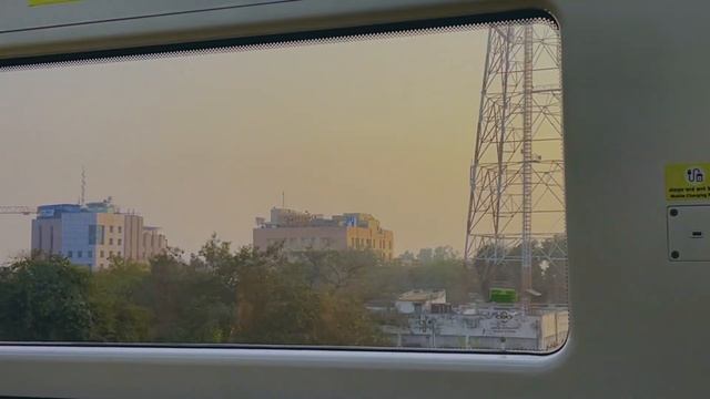 POLICE - KYA KAR RAHA HAI? | KUNPUR VLOG | FINAL PART | KANPUR METRO | TRAIN ISSUE 🥵 |@NormyVlogger смотреть онлайн