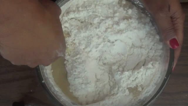 Vegan Cinnamon Roll Recipe - Vegan, No Dairy, No Eggs - Cinnabon Cinnamon Bun смотреть онлайн