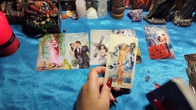 Лезет ли кто то в ваши отношения!? смотреть онлайн