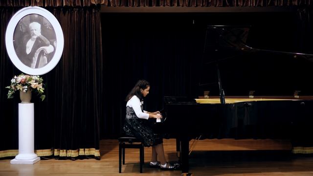 Левашова Ариана, 11 лет Я.Сибелиус Этюд a-moll смотреть онлайн