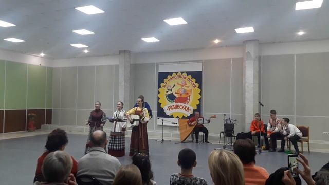 Трио "Радость" - "Ой да как пошла наша Матрёна" смотреть онлайн