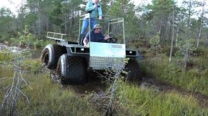 Двухместный вездеход Ураган. Взвешивание, осадка, месим лютый торф Рукава судьбы 2. Нагрузка 300 кг