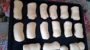 Дрожжевые булочки со сгущёнкой 👍🤗