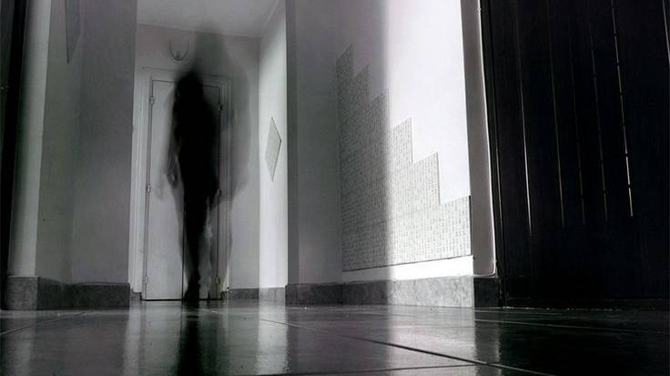 страшный отель с призраком в garrys mod смотреть онлайн