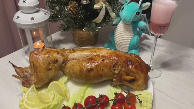 КРОЛИК в ДУХОВКЕ Такого вкусного кролика я еще не ел !!! смотреть онлайн