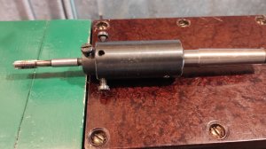 Инструмент для нарезания резьб метчиком