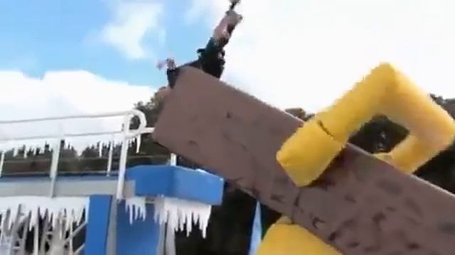 Полоса препятствий!!!!! смотреть онлайн