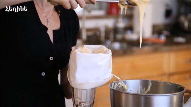 Էկլեր - Homemade Chocolate Eclairs Recipe - Հեղինե - Heghineh Cooking Show in Armenian смотреть онлайн