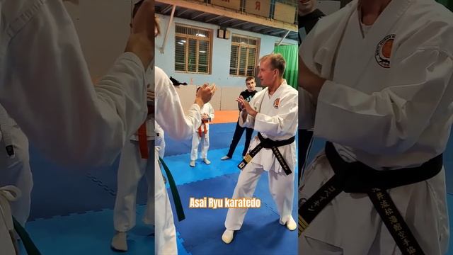 Отработка скорости и быстроты реакции. #каратэ #asairyu #karate смотреть онлайн