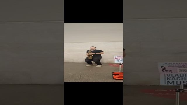 Спели в переходе 