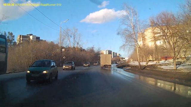 *** Окатило так окатило! Лужи. Весна 2015 *** смотреть онлайн