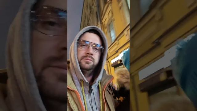 Васильевский остров. Выходим из метро Васильеостровская. смотреть онлайн