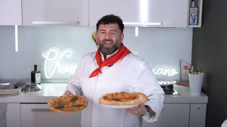 PIZZA NAPOLETANA Fatta In Casa PERFETTA IN 7 Mosse