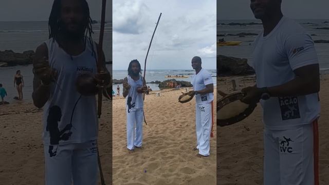 Capoeira Music - A Maré Ta Cheia Ioio (with lyrics and translation / com letras) смотреть онлайн