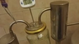 Отбор самогона   по температуре пара.