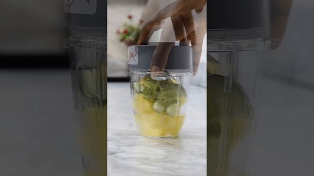 A Great way to Detox the body and clean your gut is with this Pineapples and Cucumber drink #shorts смотреть онлайн