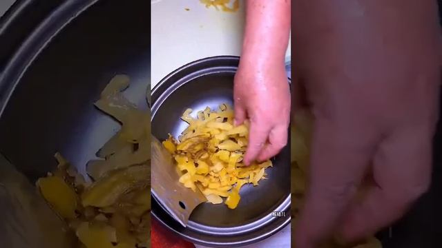 酸菜排骨煲 смотреть онлайн