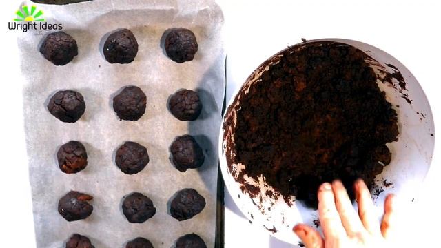 Mini Christmas Puddings (no bake recipe) CHOCOLATE fruit cake BALLS смотреть онлайн