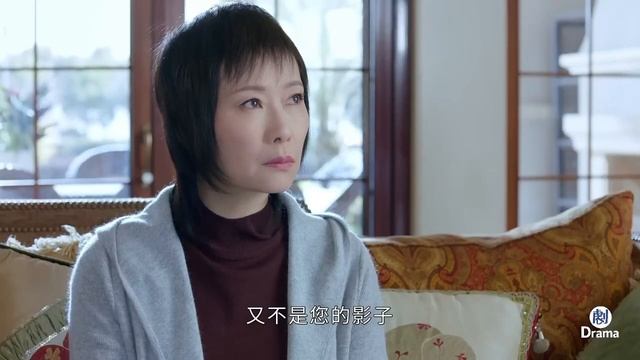 【Movie】實習生被嫌棄穿得土，誰知她脫掉外套大秀好身材，總裁立刻淪陷 смотреть онлайн