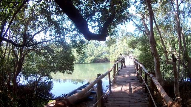 Проход на пляж Колва