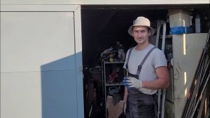 Внук, 40 серия. Обслужил инвентарь. Покосил траву. Навёл порядок. Покрасил балки навеса.