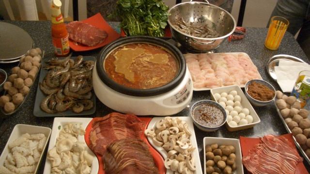 Steamboat (food) | Wikipedia audio article смотреть онлайн