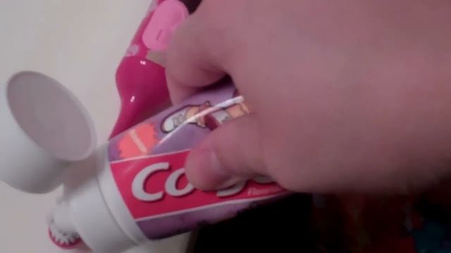 Review Colgate Kids Spin Brush by Ryan Age 5 смотреть онлайн
