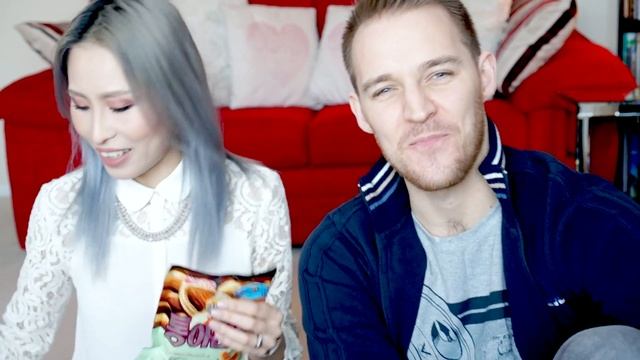 British & Chinese Try Korean Snacks + Bloopers | FoodishBeauty