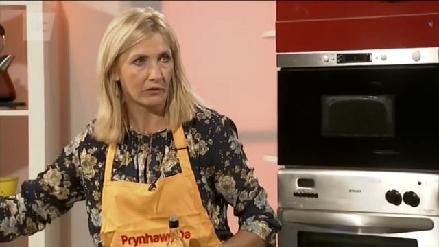 "Tartiflette", Lisa Fearn, Prynhawn Da, S4C, 25th August 2017 смотреть онлайн