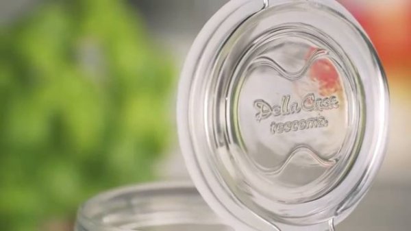 Банка с зажимом DELLA CASA