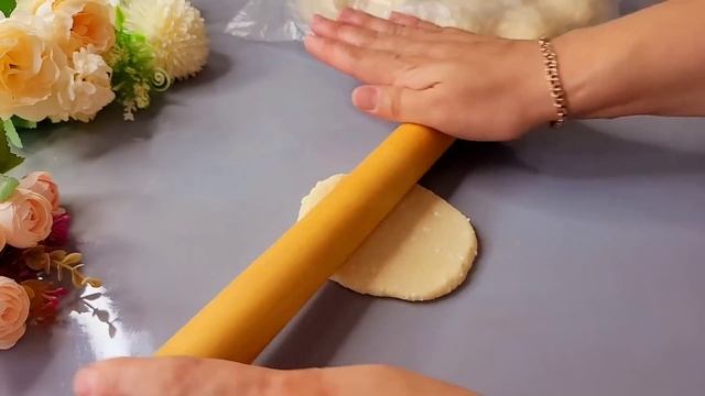 БЕРУ ТВОРОГ! СЫРНИКИ БОЛЬШЕ НЕ ДЕЛАЮ! МАЛО КТО ЗНАЕТ ЭТОТ СЕКРЕТ! ЭТО ПРОСТО БОМБА смотреть онлайн