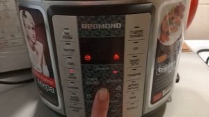 Суп гороховый с копчеными ребрышками в мультиварке – скороварке REDMOND RMC-PM 380