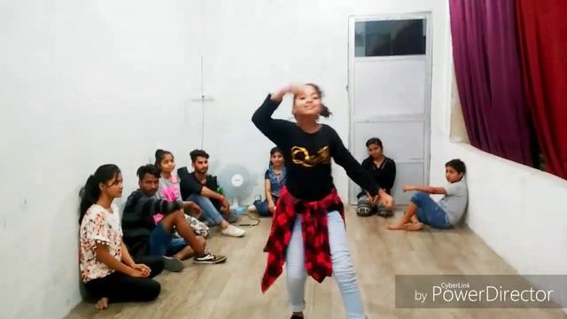 Ek do teen(BAAGHI 2) and chamma chamma_hip-hop dance ||by 12 years old PALAK|| смотреть онлайн