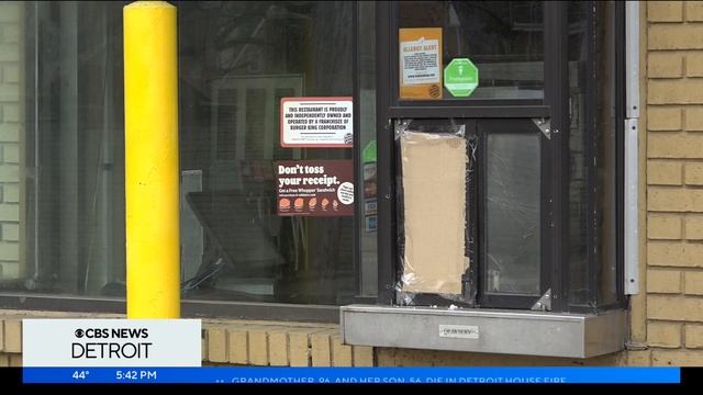 Burger King closing 26 locations in Michigan, customers left disappointed смотреть онлайн