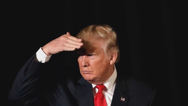 Страничка психотерапевта - Дональд Трамп, кто вы? смотреть онлайн