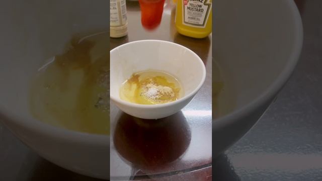 HONEY MUSTARD #shorts #youtubeshorts #cooking #food #sauce #honey #mustard смотреть онлайн