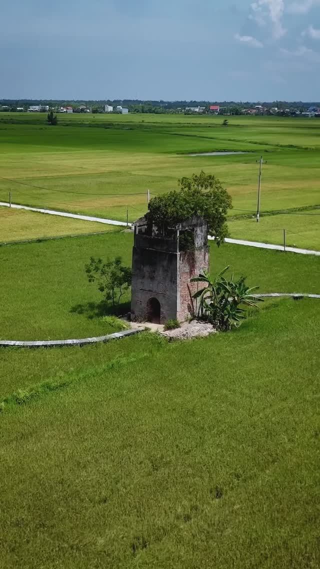 Красивое место недалеко от #дананг #вьетнам #youtubeshorts смотреть онлайн