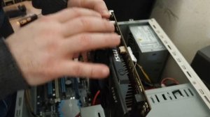 Как заменить и поменять видеокарту в компьютере на ПК ?